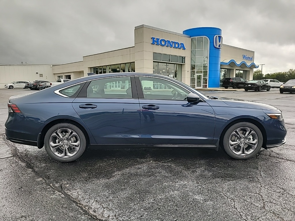 2025 Honda Accord Hybrid EX-L photo 3