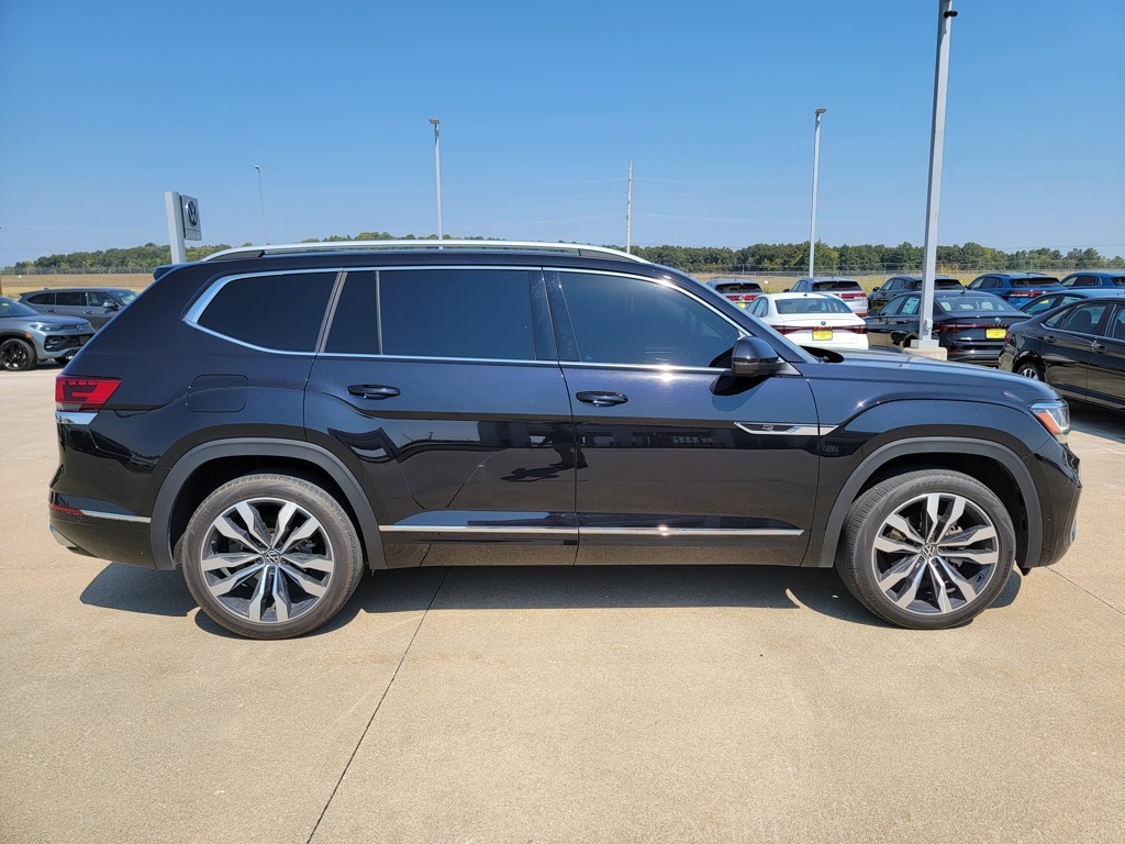2021 Volkswagen Atlas V6 SEL Premium R-Line photo 2