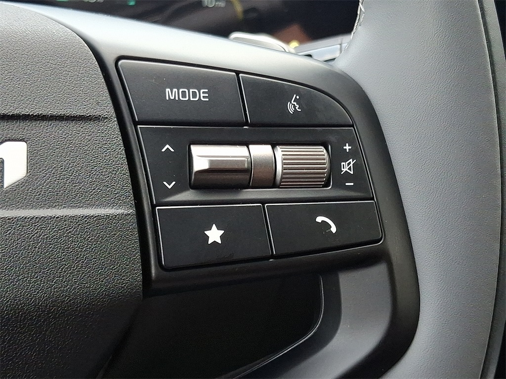 2025 Kia EV6 Light photo 16