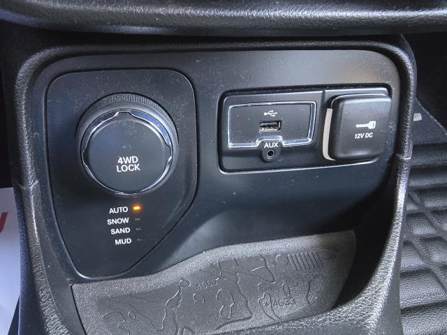 2016 Jeep Renegade Limited photo 22