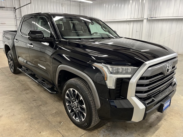 2024 Toyota Tundra Limited's photo