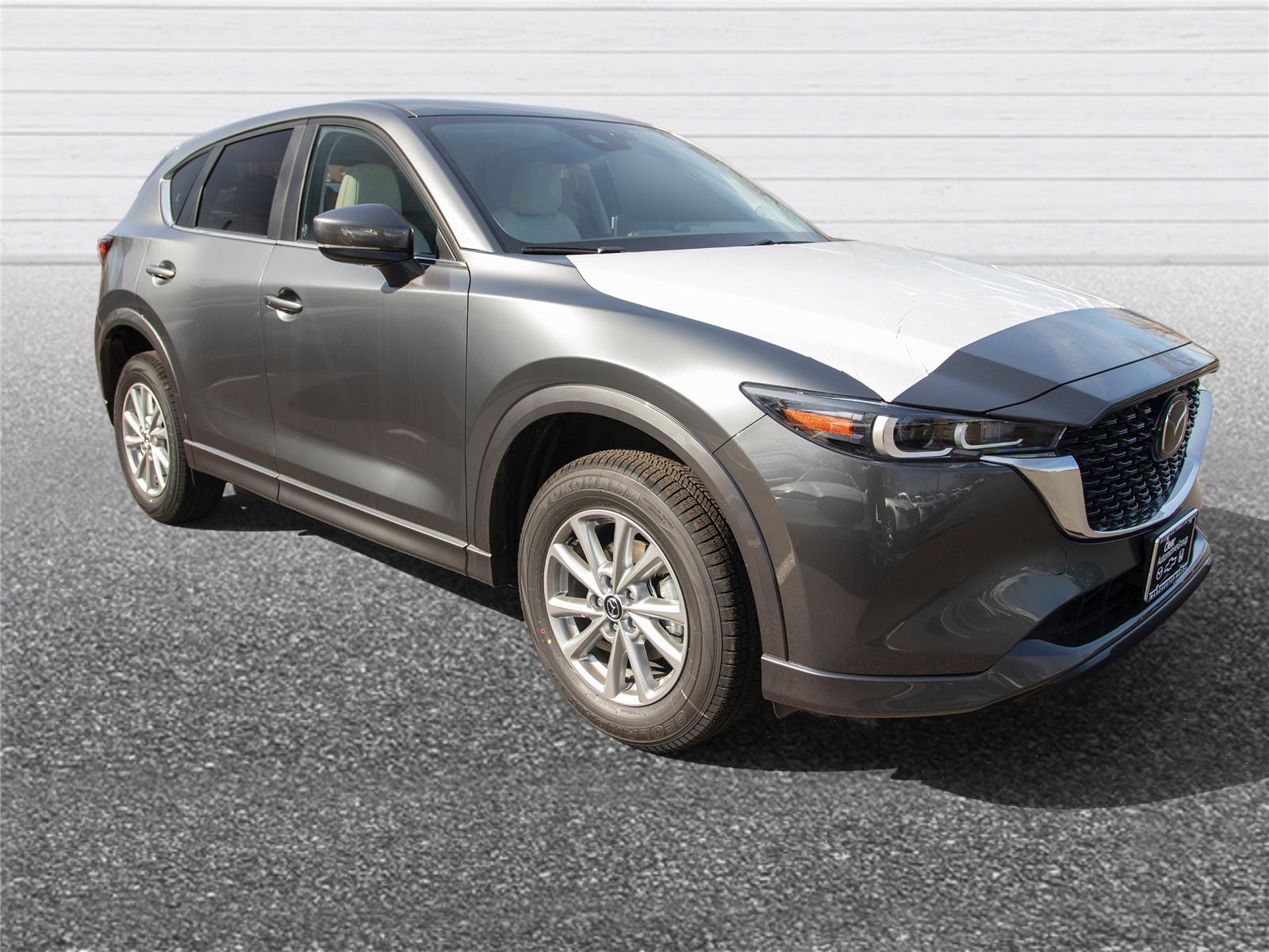 2025 Mazda CX-5 2.5 S Preferred photo 2