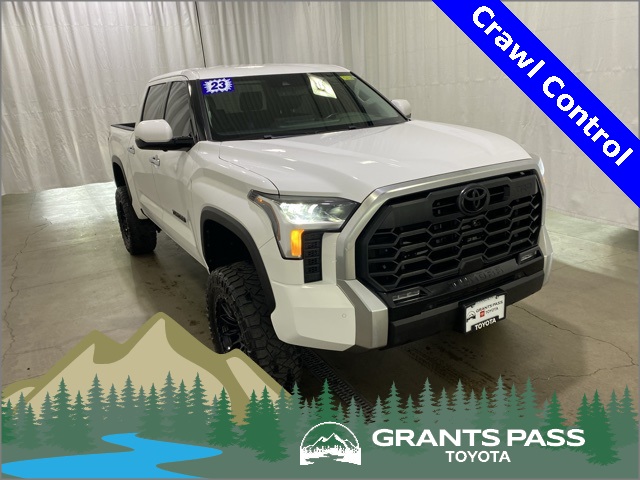 2023 Toyota Tundra Limited's photo