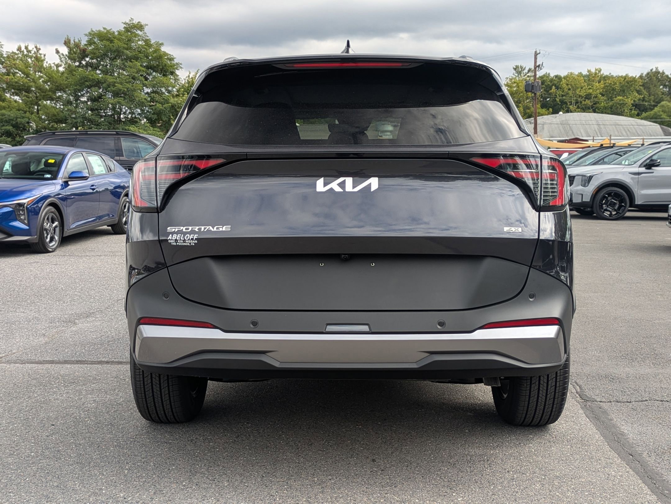 2026 Kia Sportage EX photo 2