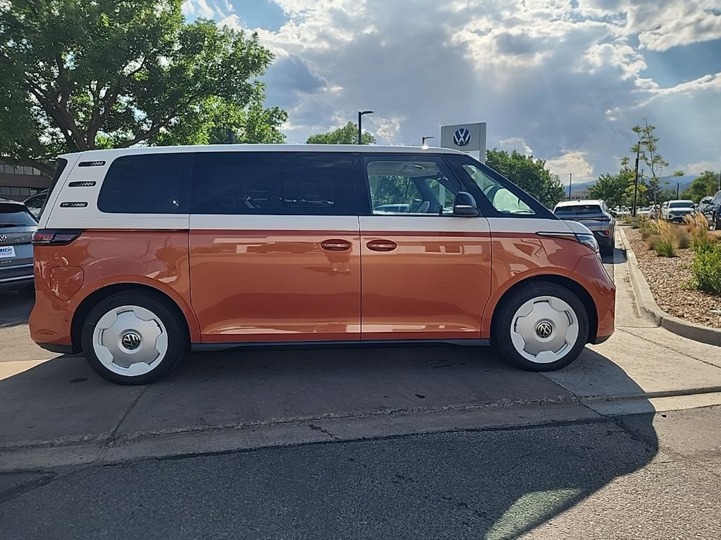 2025 Volkswagen ID. Buzz photo 6