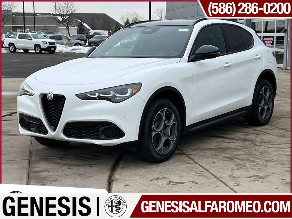 2025 Alfa Romeo Stelvio