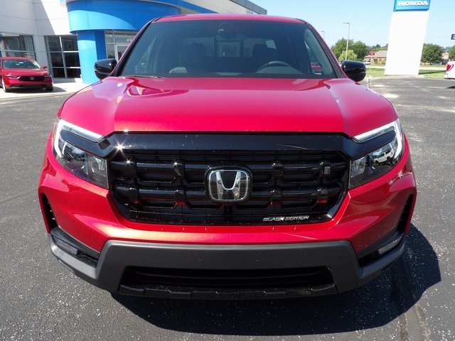 2025 Honda Ridgeline Black Edition photo 2