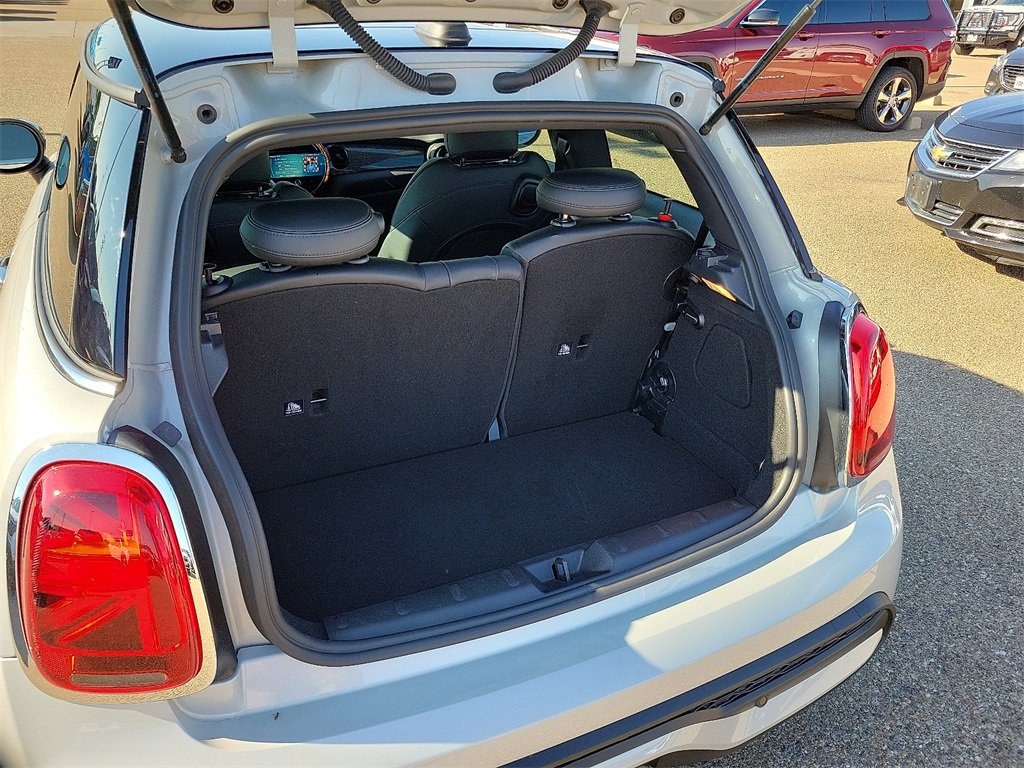 2022 Mini Cooper 2 Door Hardtop S photo 14