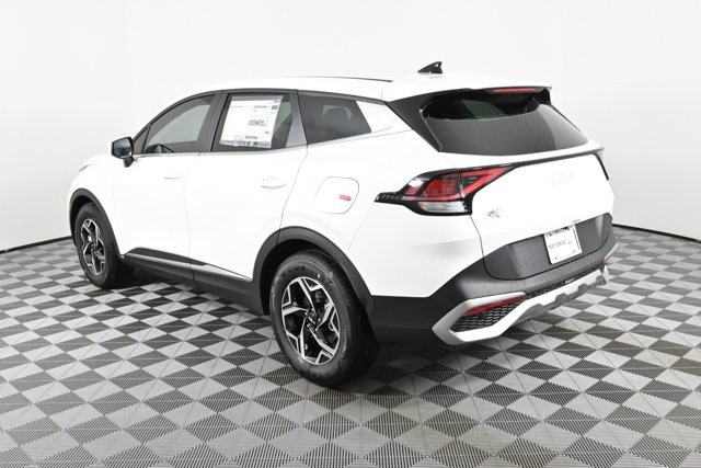 2024 Kia Sportage LX photo 3