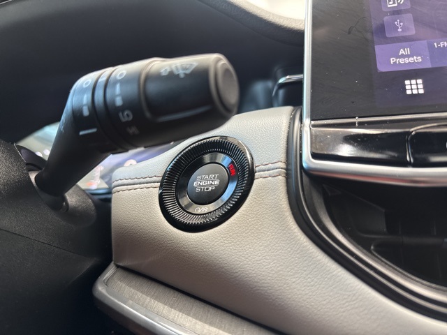 2023 Jeep Compass Limited photo 21