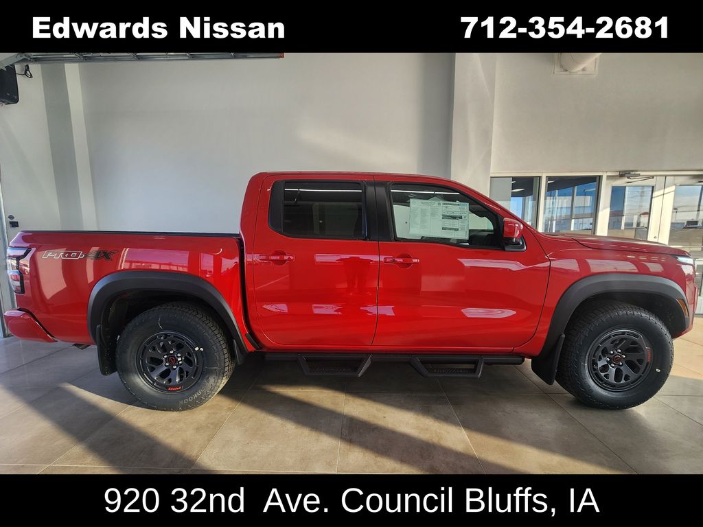 2026 Nissan Frontier PRO-4X's photo