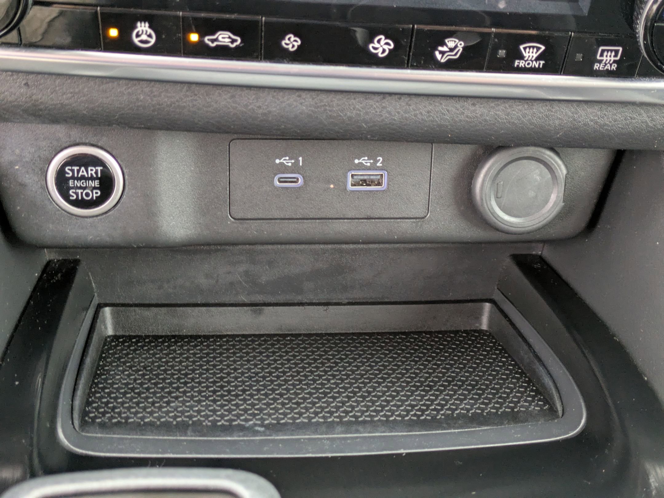 2023 Nissan Rogue SV photo 26