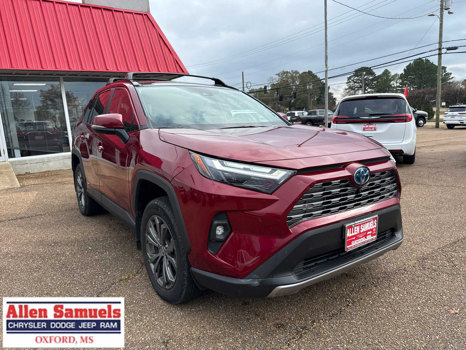 2024 Toyota RAV4 Limited's photo