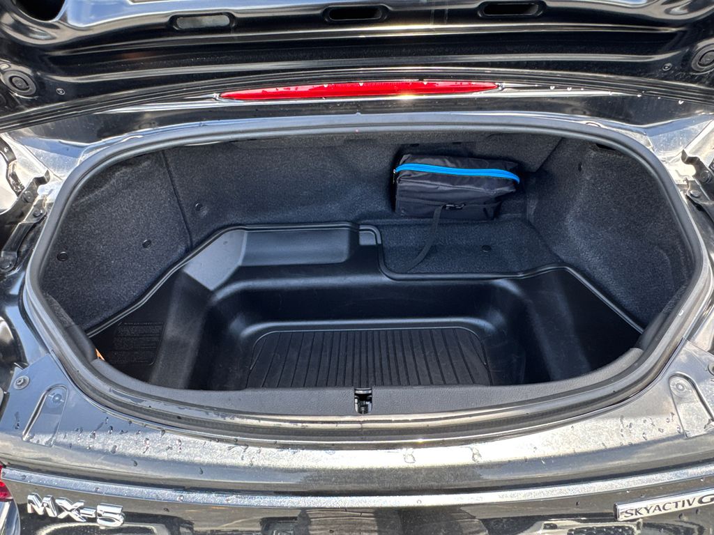 2023 Mazda MX-5 Miata Miata Sport photo 17