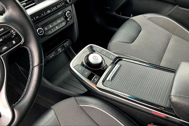 2022 Kia Niro EV EX photo 13