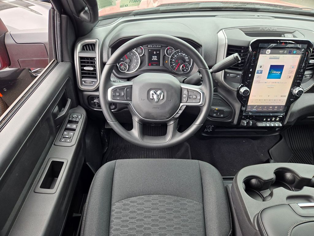 2025 Ram 2500 Tradesman photo 6