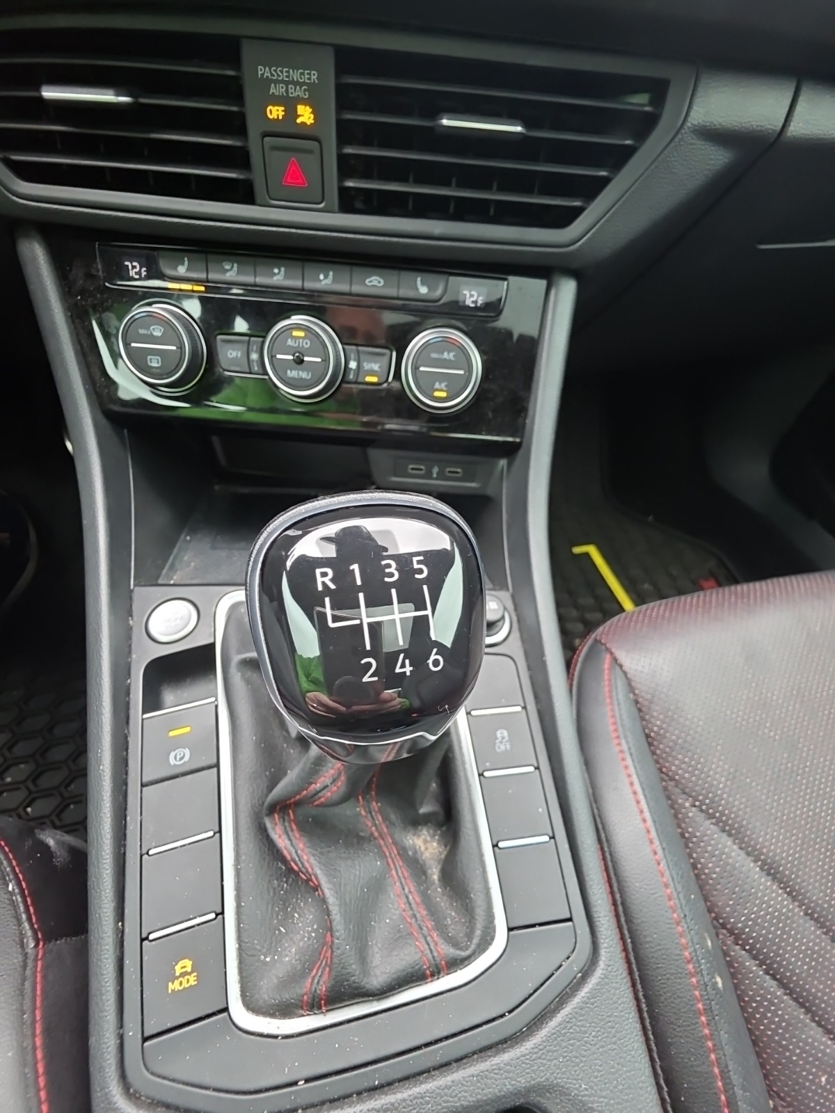 2022 Volkswagen Jetta GLI 2.0T Autobahn photo 6