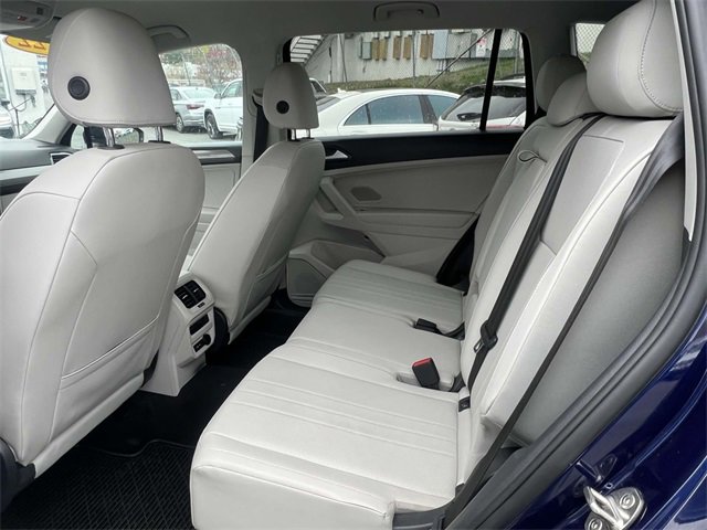 2022 Volkswagen Tiguan SE photo 9