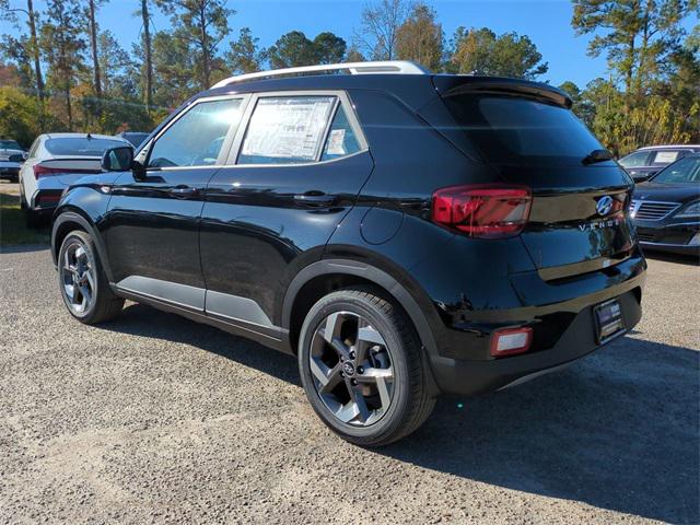 2026 Hyundai Venue SEL photo 2