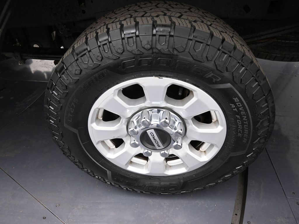 2024 Ford F-250 photo 31