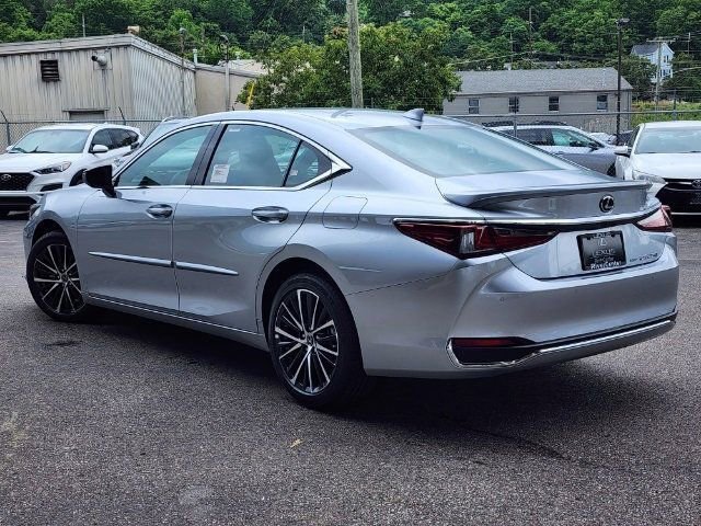 2023 Lexus ES 250 photo 17