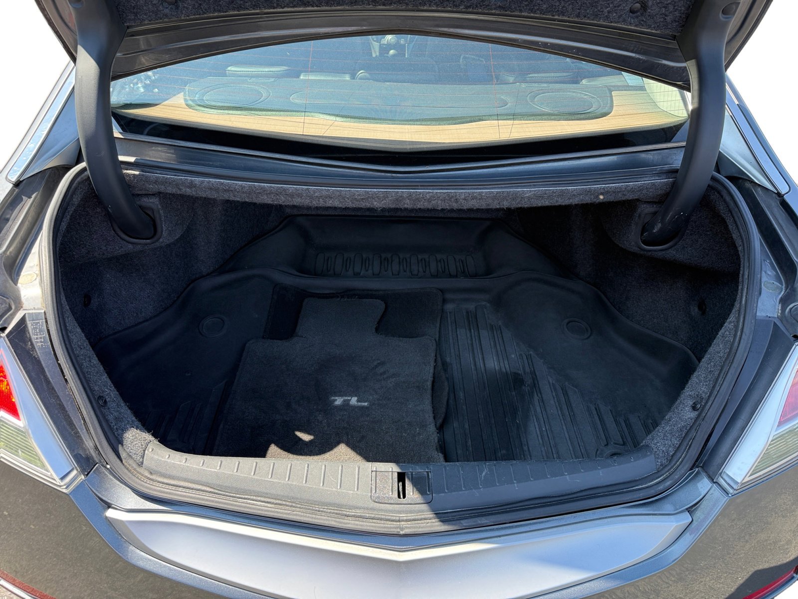 2011 Acura TL Technology photo 17