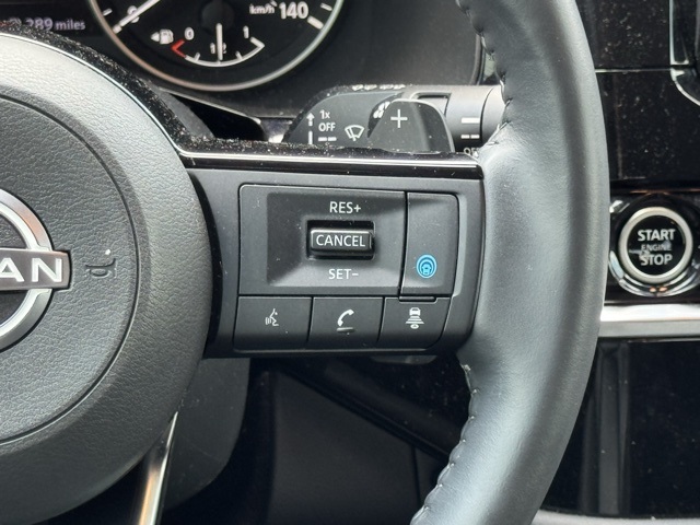 2024 Nissan Pathfinder SL photo 18