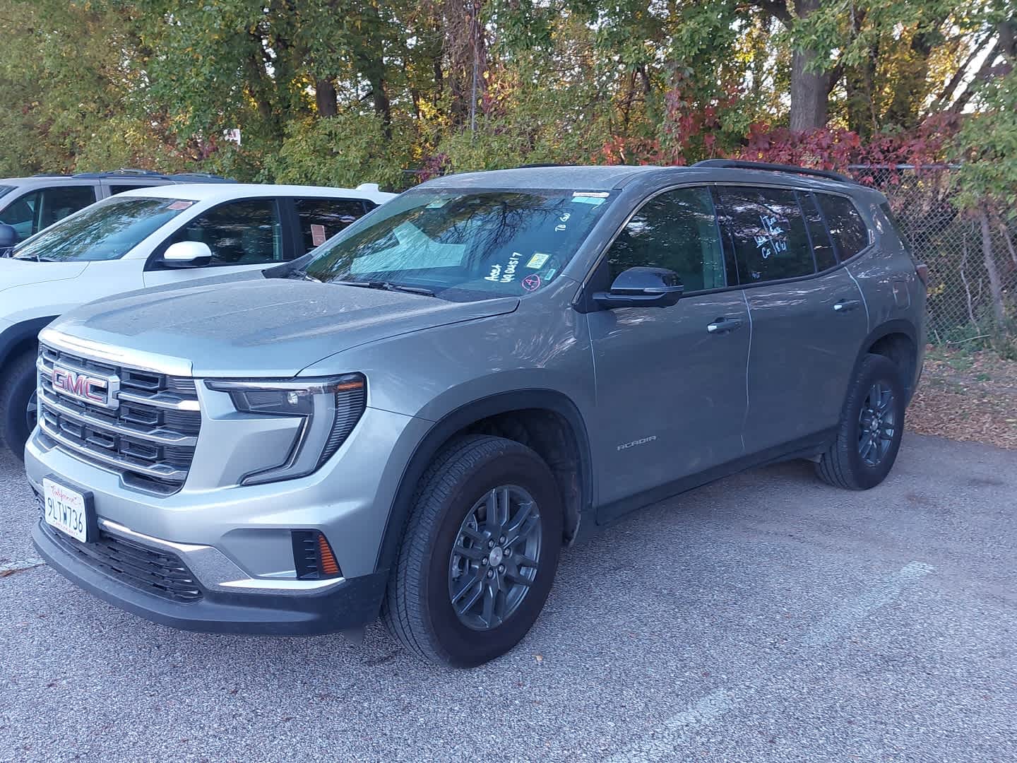2025 Gmc Acadia Elevation photo 2