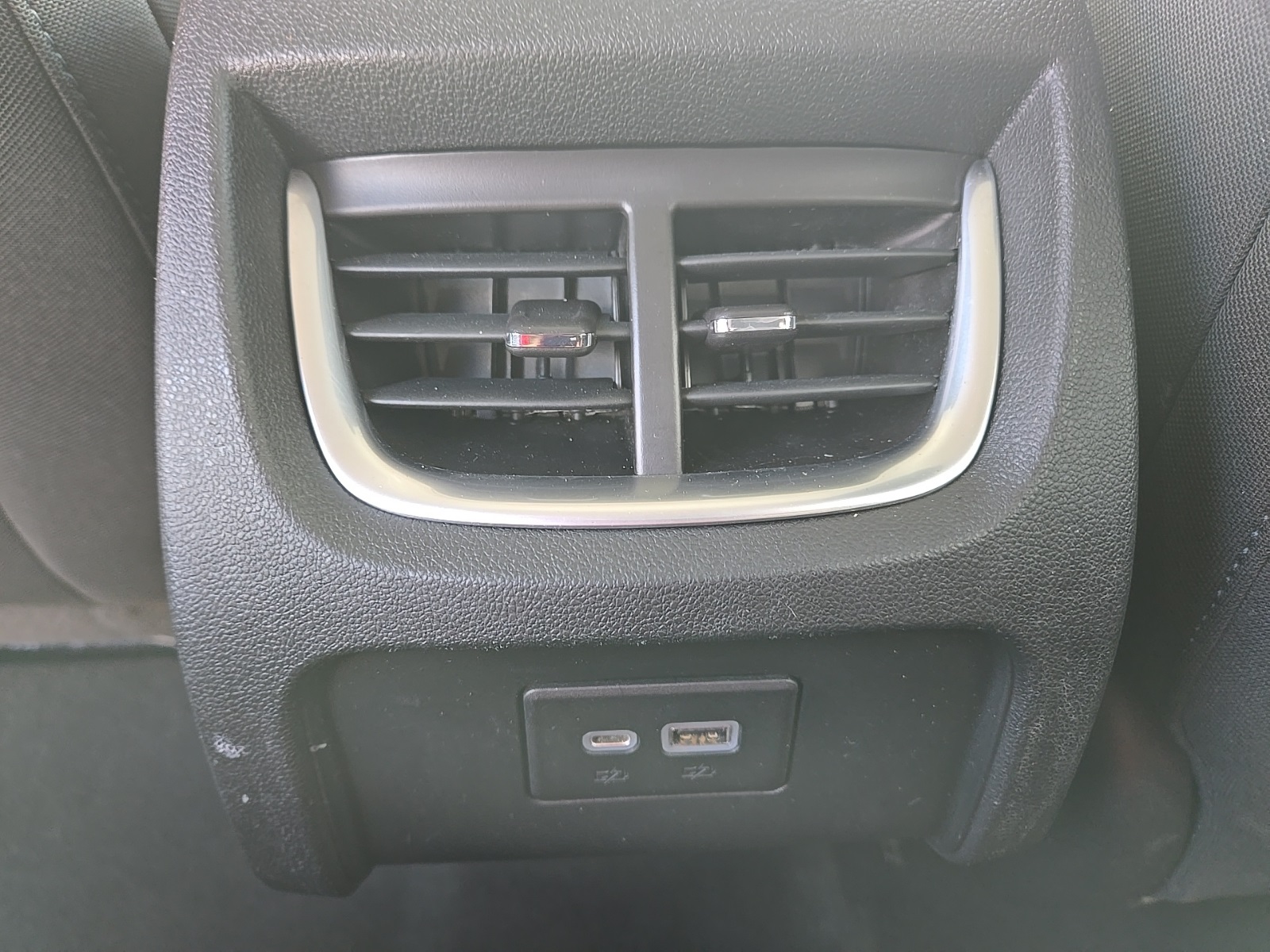 2021 Chevrolet Blazer 2LT photo 24
