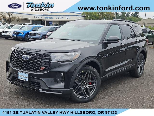 2025 Ford Explorer ST's photo