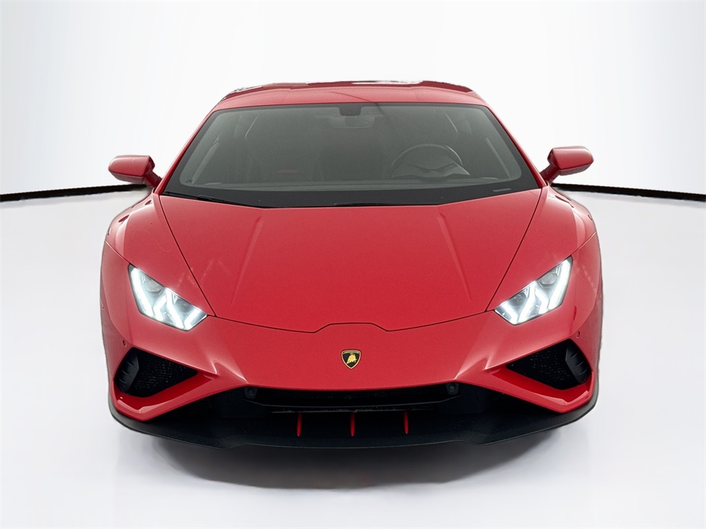 2022 Lamborghini Huracan Evo Base photo 2