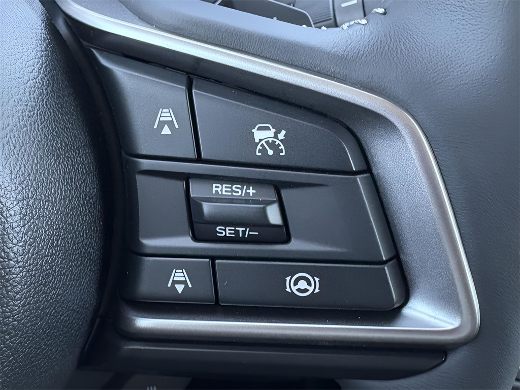 2025 Subaru Outback Touring XT photo 18