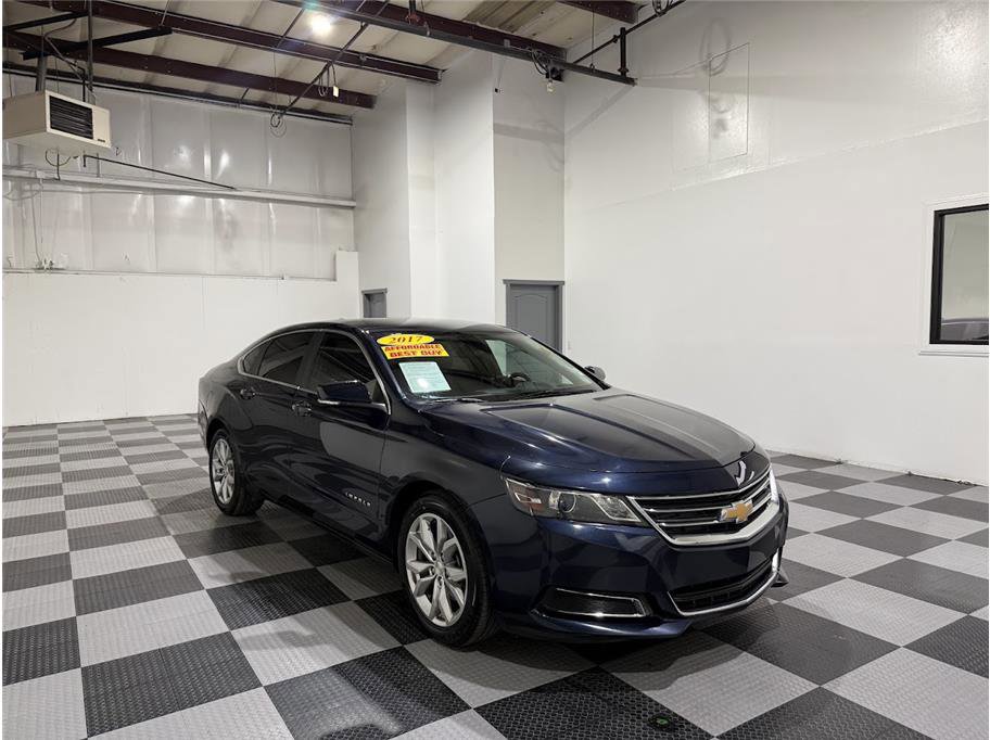 2017 Chevrolet Impala 1LT photo 2