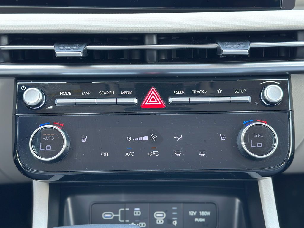 2025 Hyundai Tucson SEL photo 16