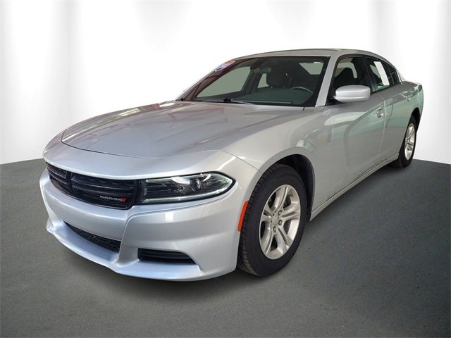 2022 Dodge Charger SXT photo 2