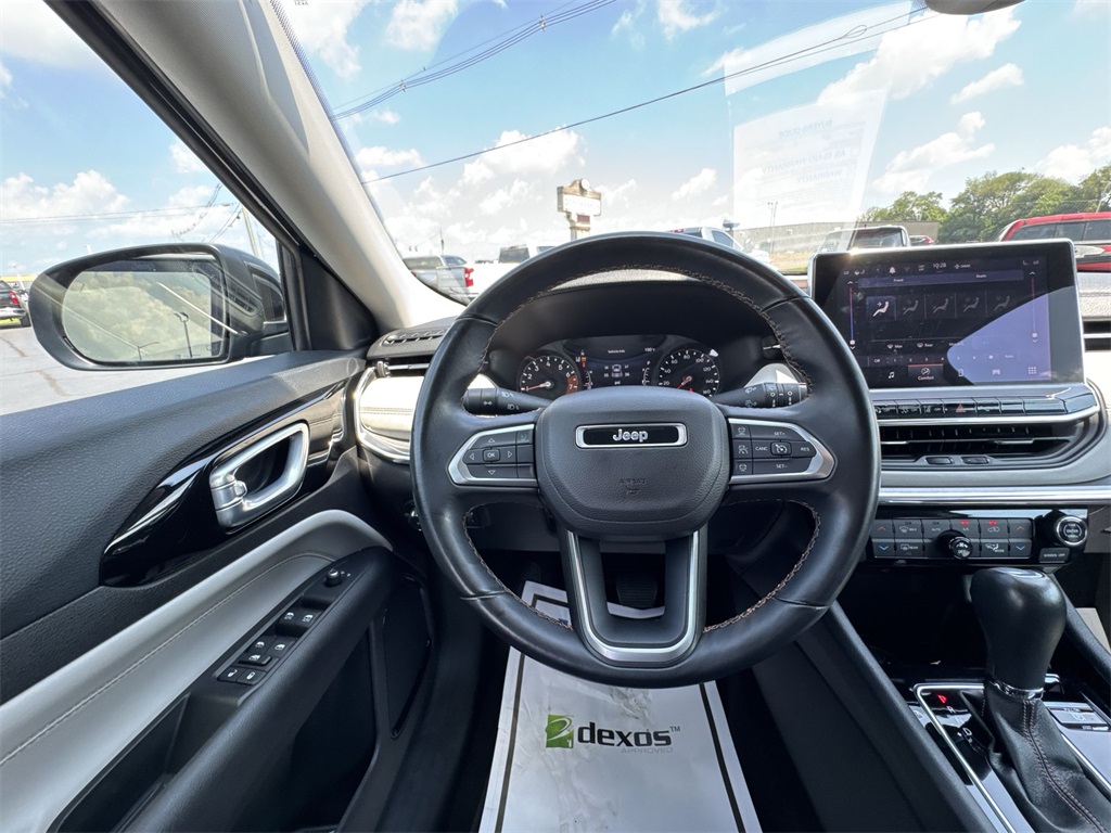 2022 Jeep Compass Limited photo 14