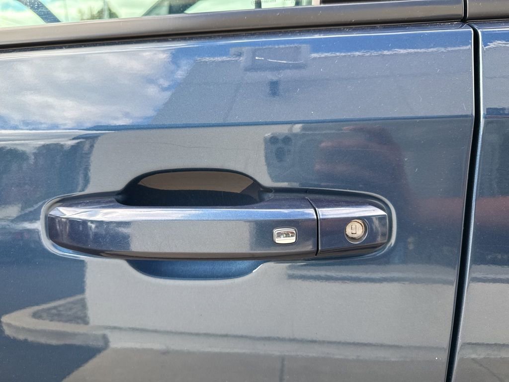 Certified PreOwned 2019 Chevrolet Silverado 1500 LT 4WD Double Cab 147″ LT in Orchard Park