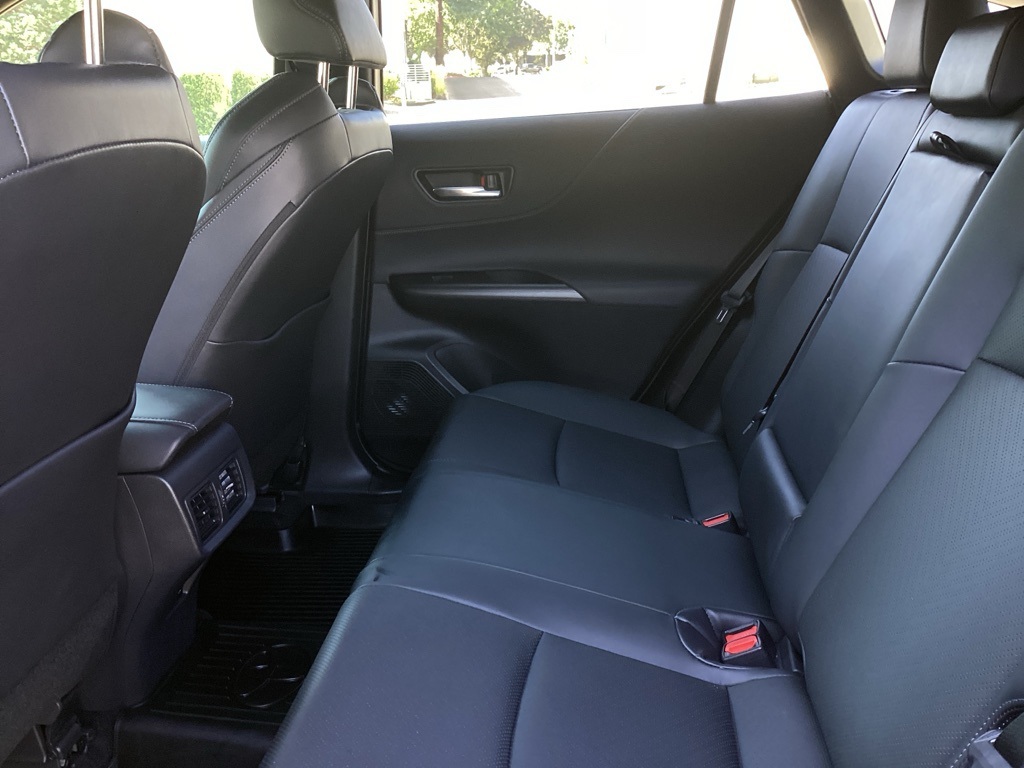 2021 Toyota Venza Limited photo 4