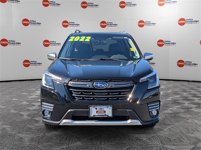 2022 Subaru Forester Touring photo 2