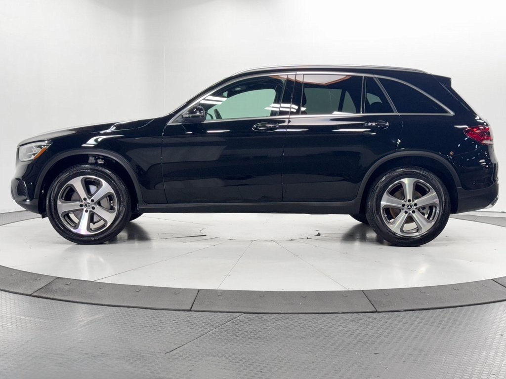 2022 Mercedes Benz GLC 300 4MATIC photo 4