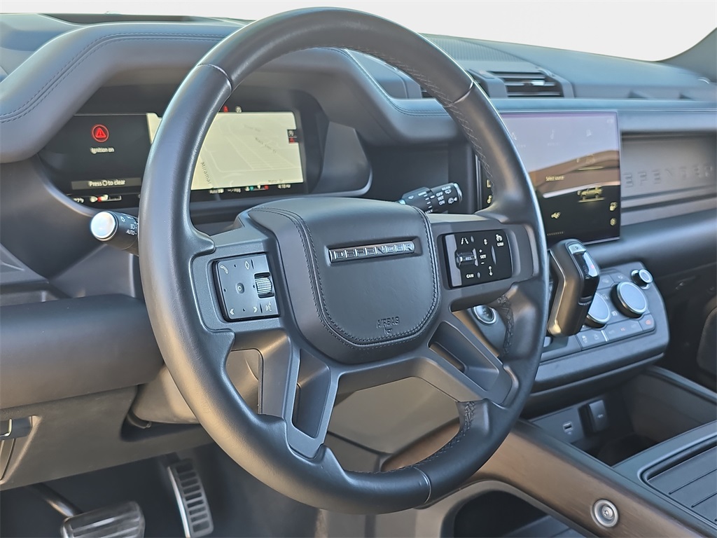 2023 Land Rover Defender 130 X photo 15