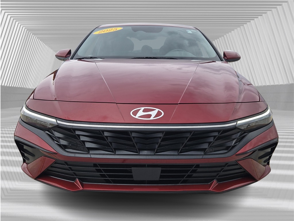 2024 Hyundai Elantra SEL Convenience photo 4