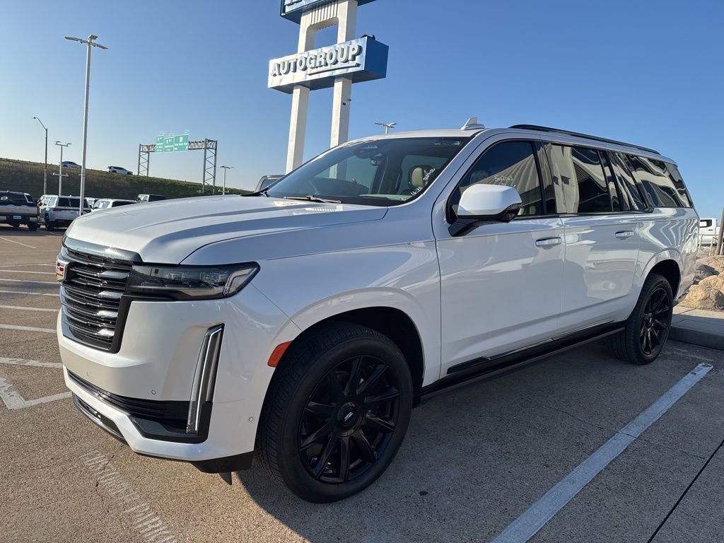 2023 Cadillac Escalade ESV Premium Luxury Platinum's photo
