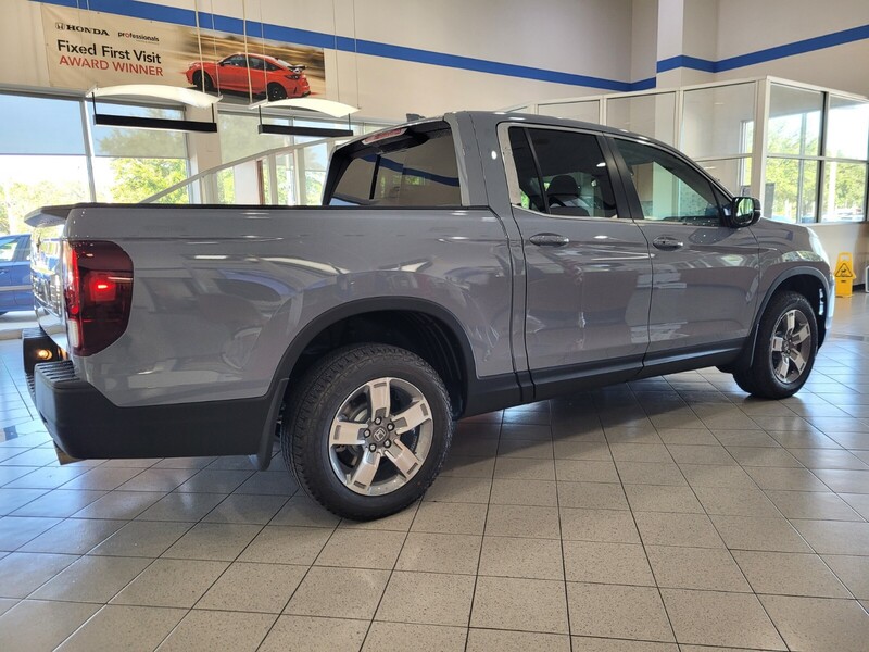 2026 Honda Ridgeline RTL photo 3