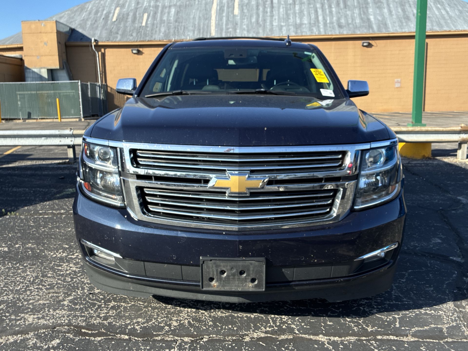 2020 Chevrolet Tahoe Premier photo 2