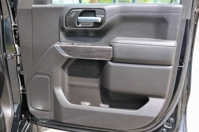 Used 2021 Black Chevrolet LTZ image 15