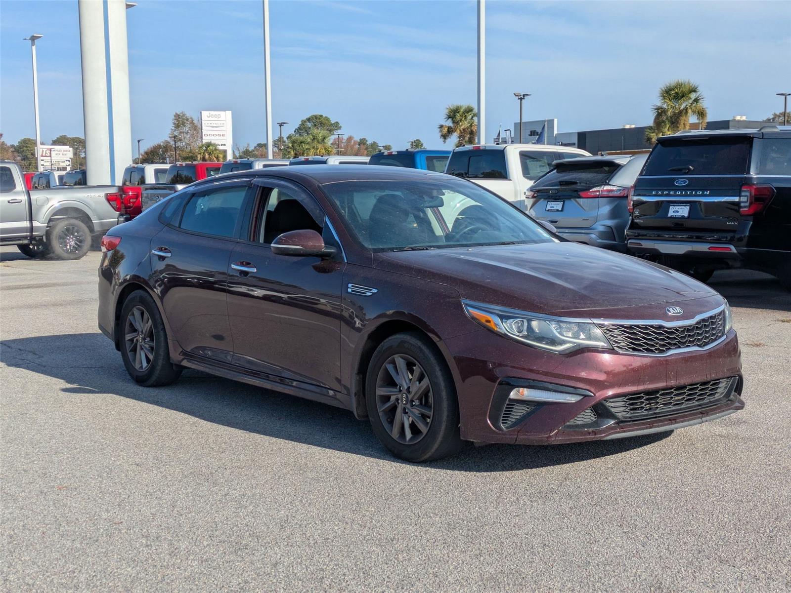 2020 Kia Optima LX photo 3