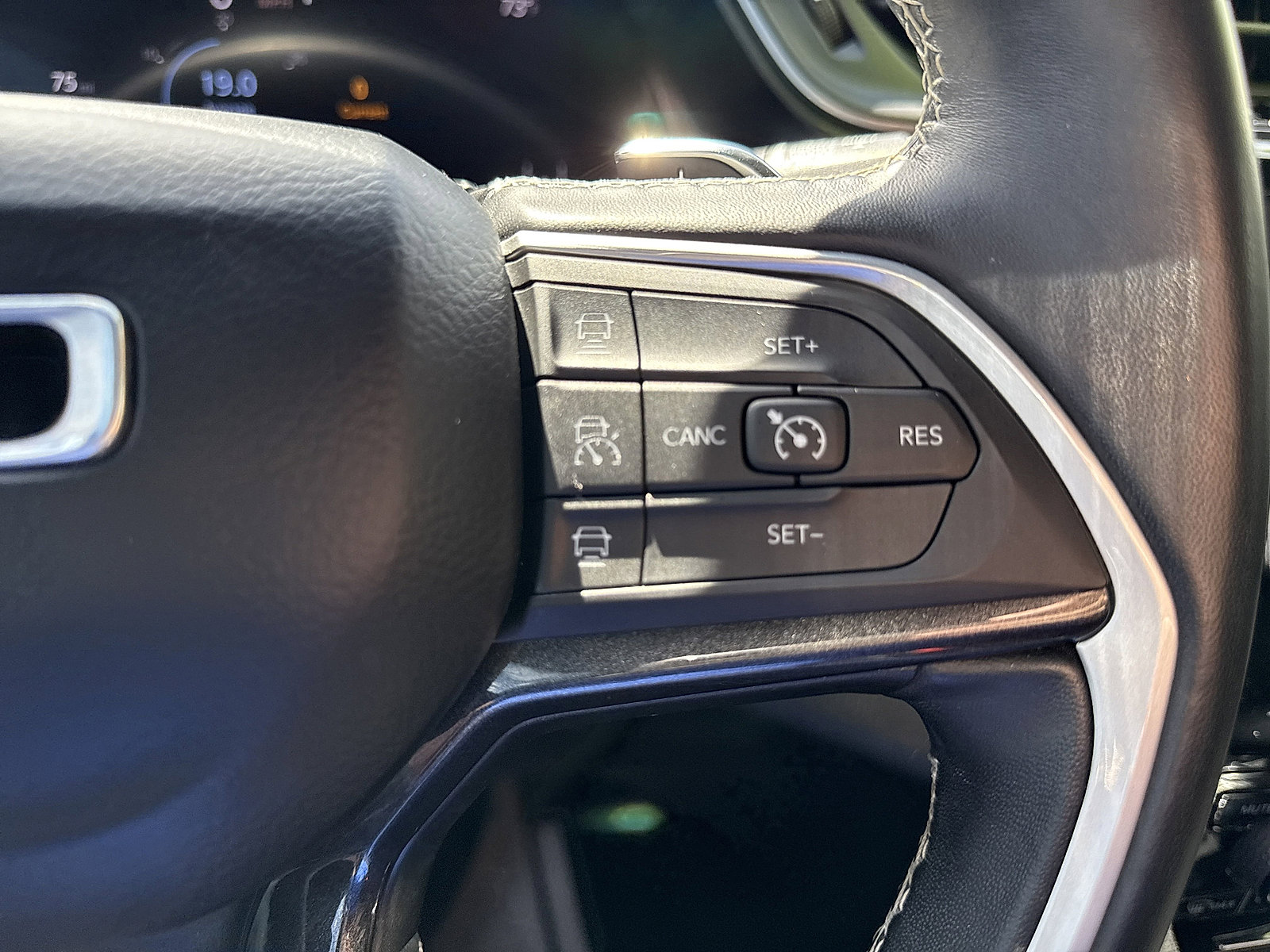 2021 Jeep Grand Cherokee Altitude photo 19