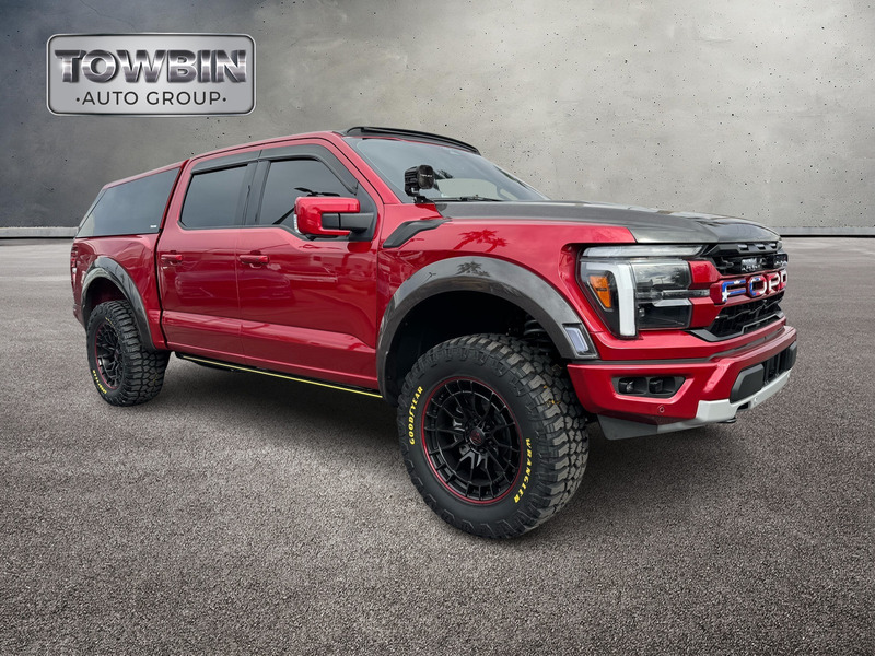 2025 Ford F-150 Raptor photo 2