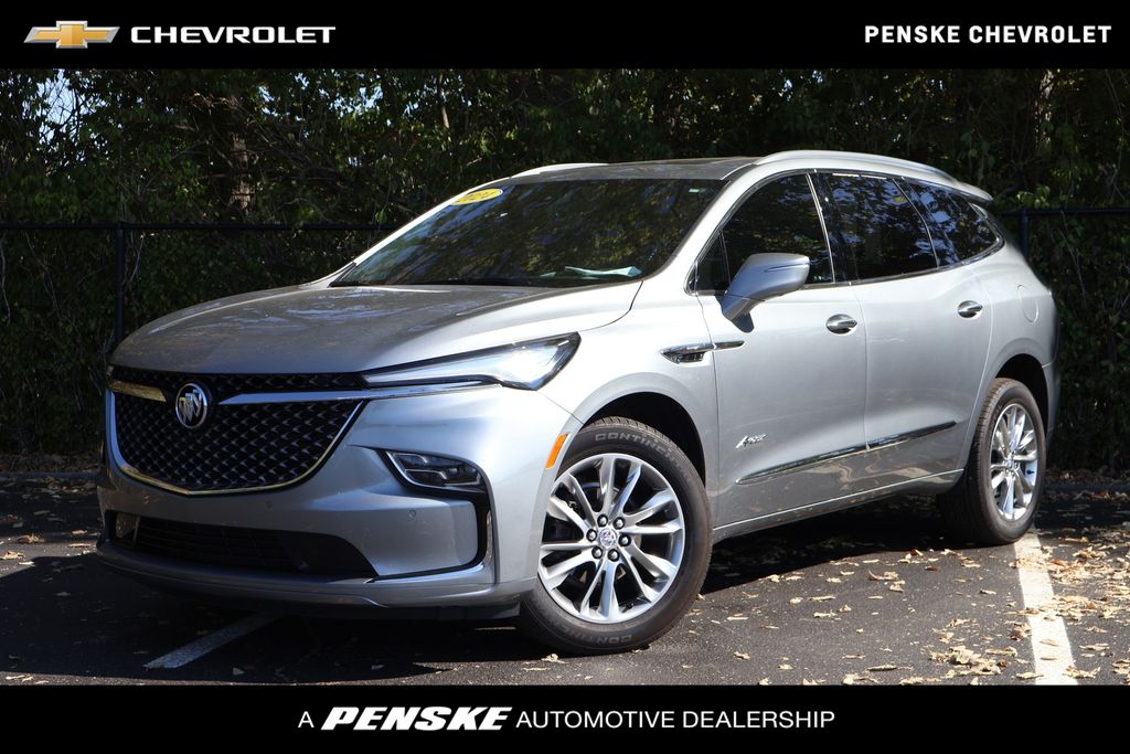 2024 Buick Enclave Avenir's photo